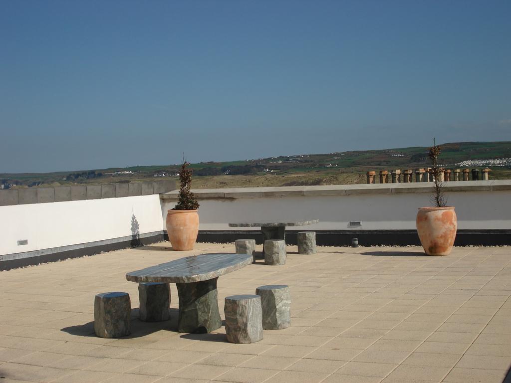 Blue Pool View Apartamento Portrush Exterior foto
